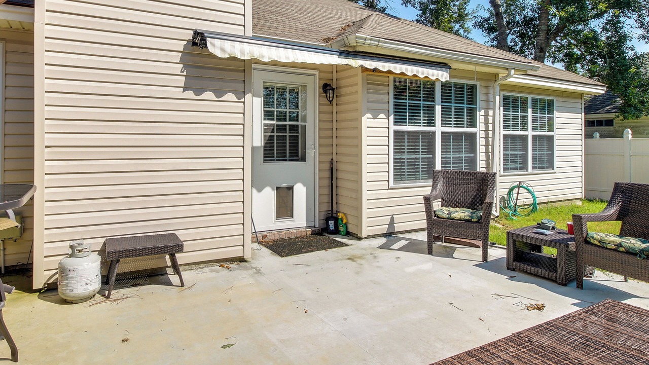 Photo of Patio Balcony in Fleming