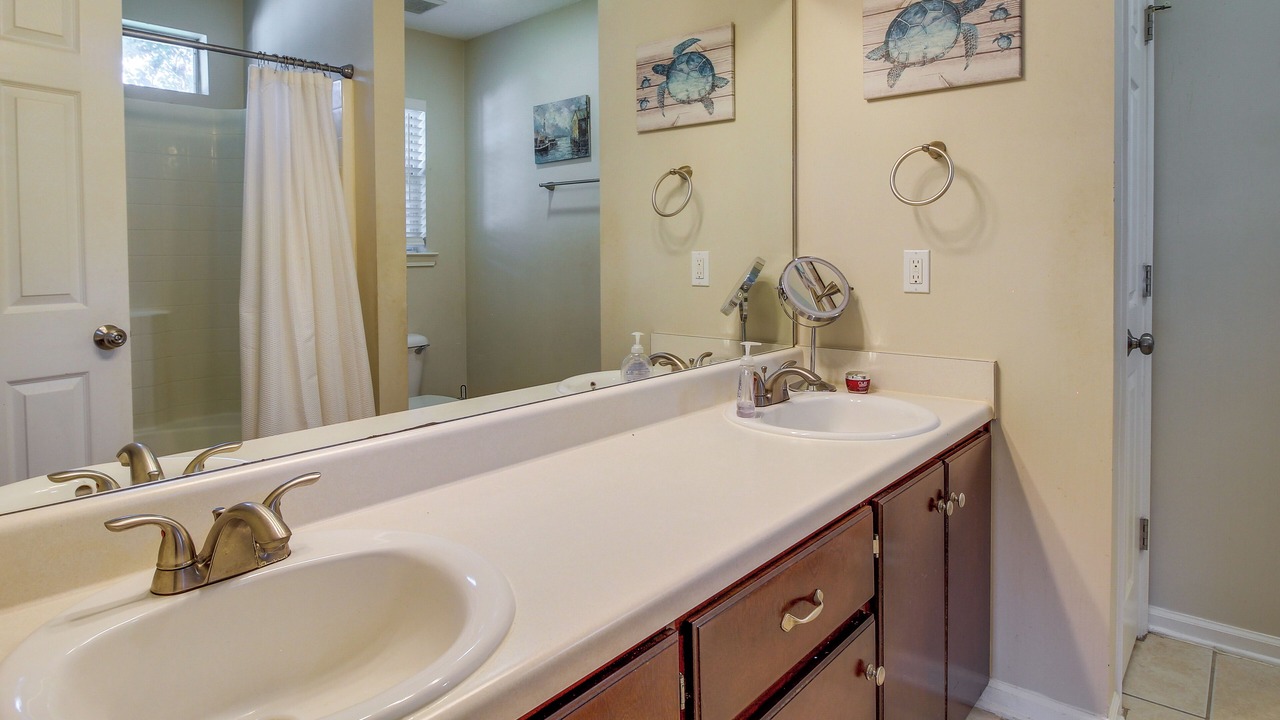 Photo of Bathroom in Fleming