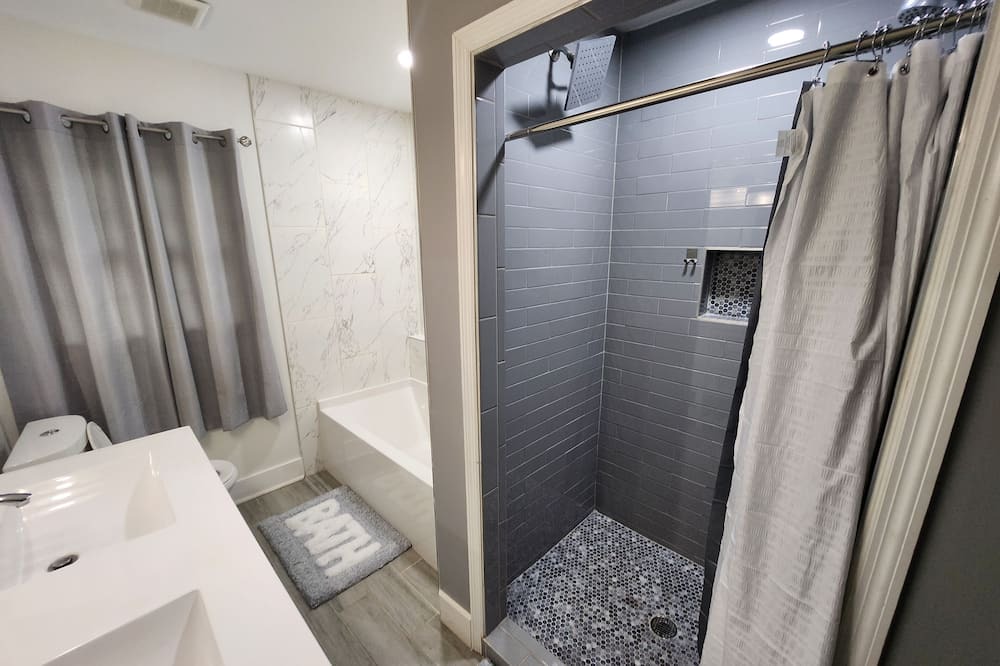 Photo of Bathroom in Decatur