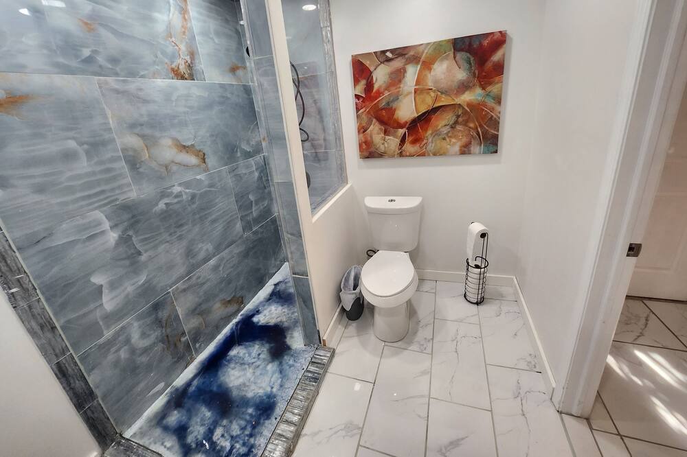 Photo of Bathroom in Decatur