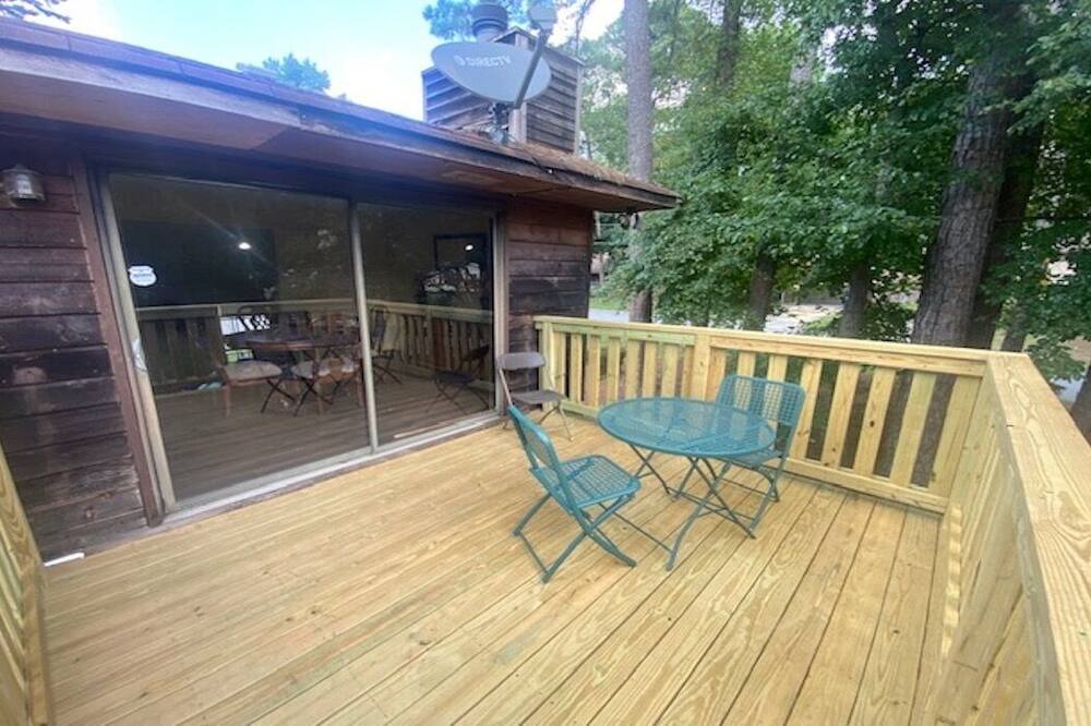 Photo of Outdoor in Riverdale