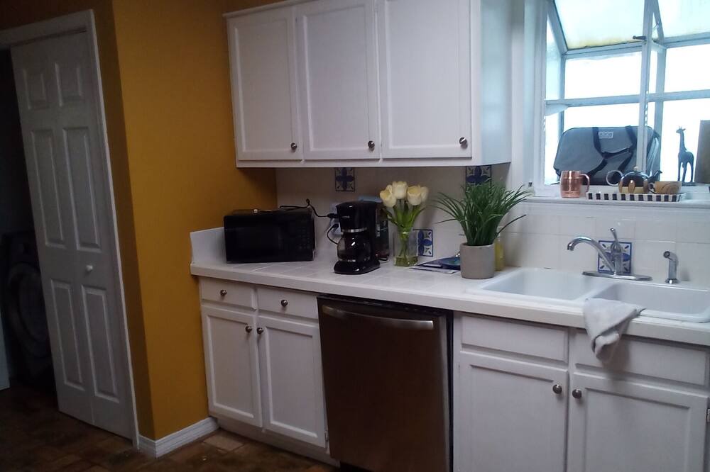 Photo of Kitchen in Daphne