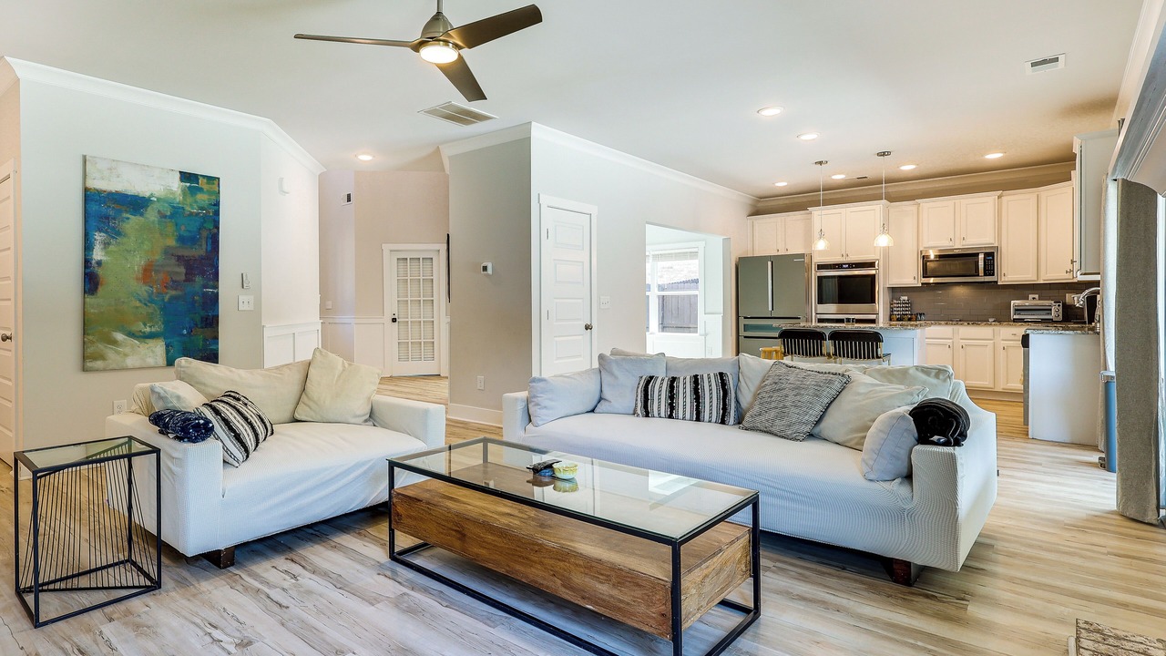 Photo of Livingroom in Huntsville