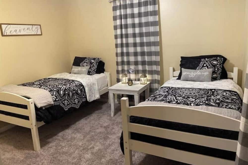 Photo of Bedroom in Holy Trinity
