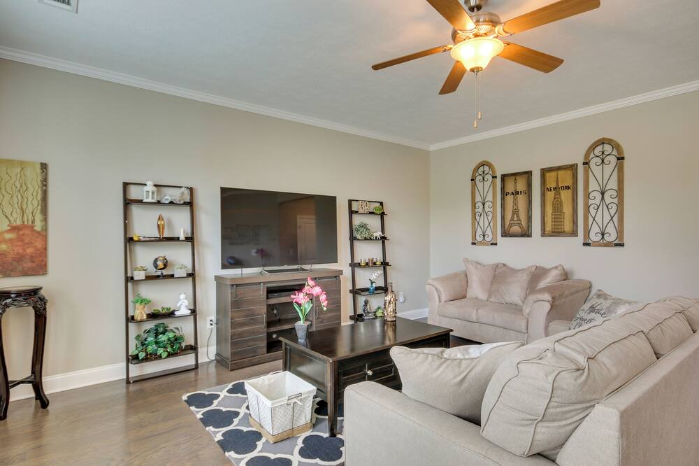 Photo of Bedroom in Canterbury Farms