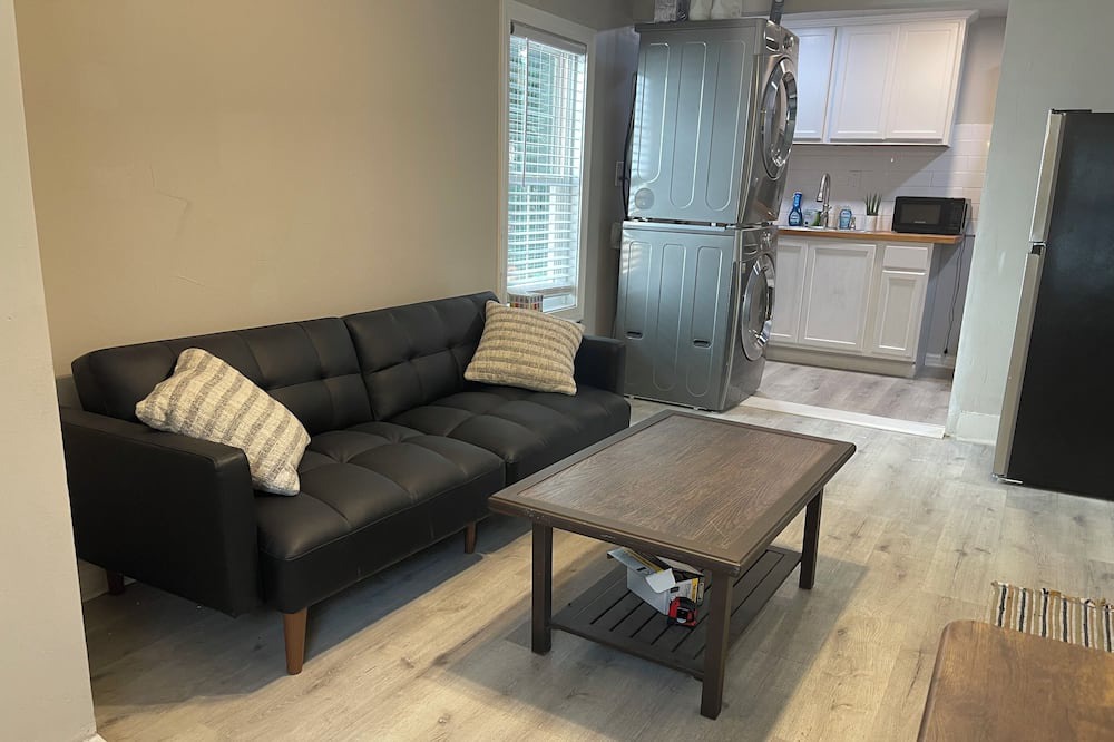 Photo of Livingroom in Church Street