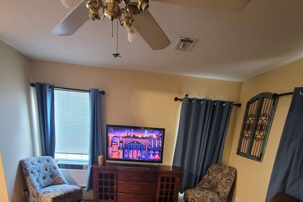 Photo of Livingroom in Carriere