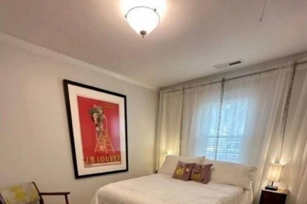 Photo of Bedroom in Johns Island