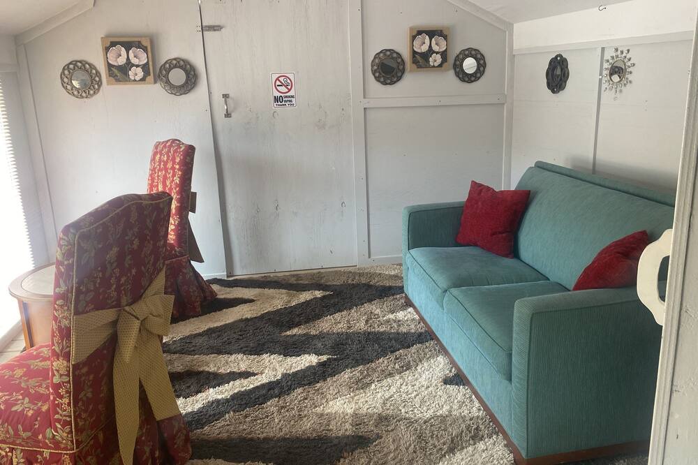 Photo of Livingroom in McDonough