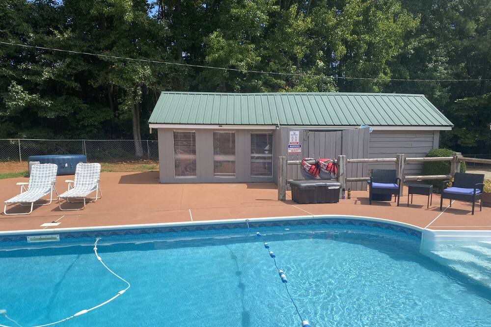 Photo of Outdoor in McDonough