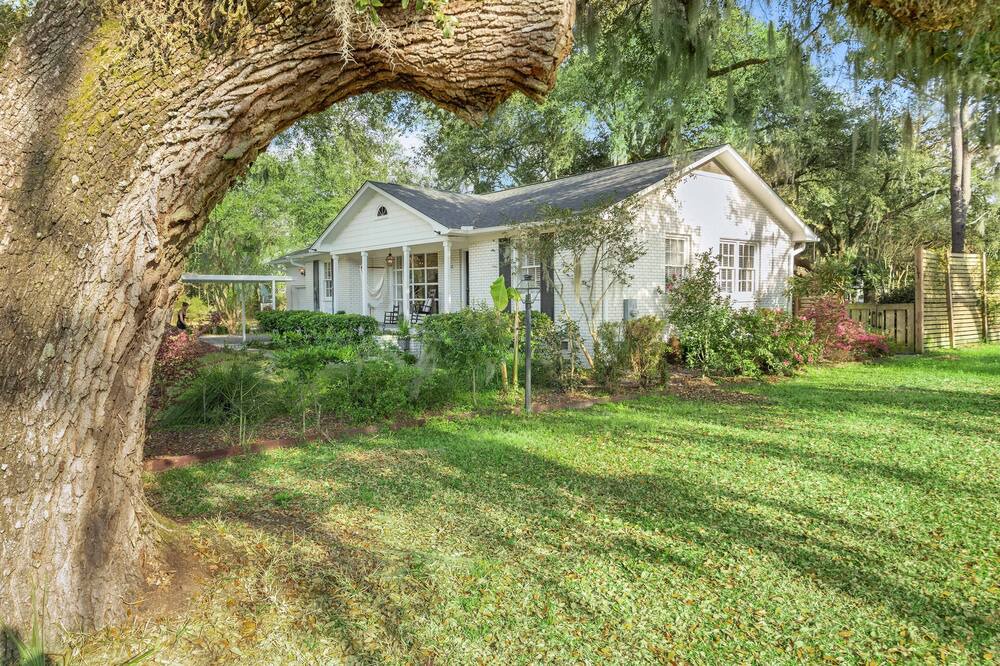 Photo of Others in Johns Island