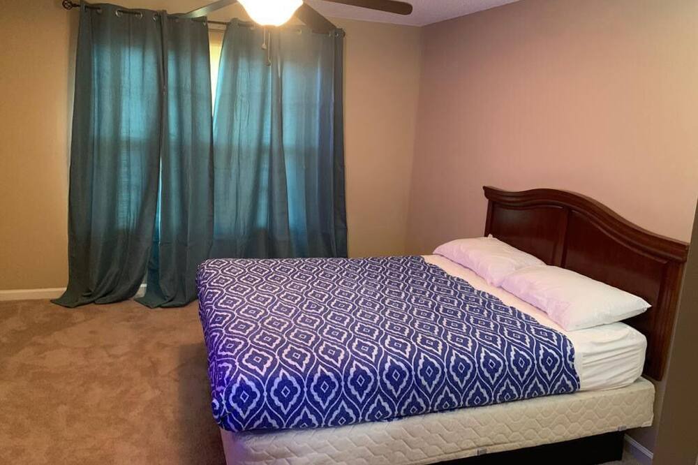 Photo of Bedroom in Union City