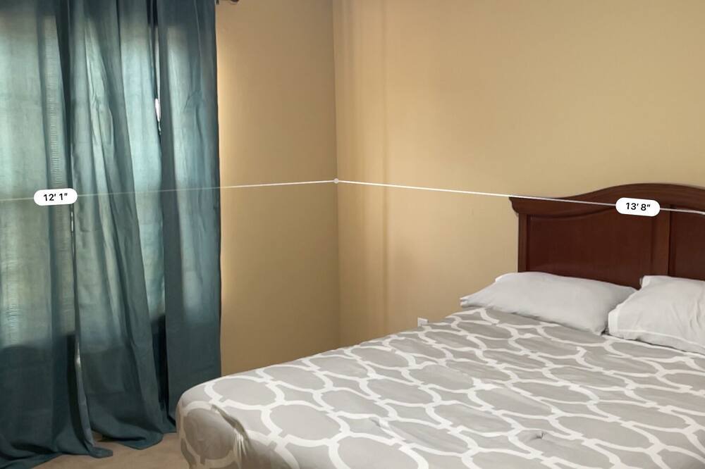 Photo of Bedroom in Union City
