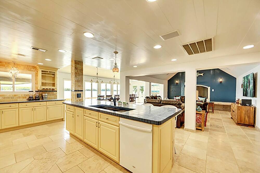 Photo of Kitchen in Dandridge