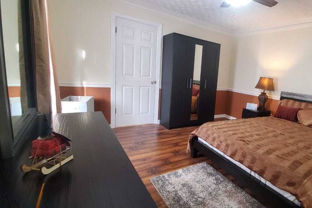 Photo of Bedroom in Marietta