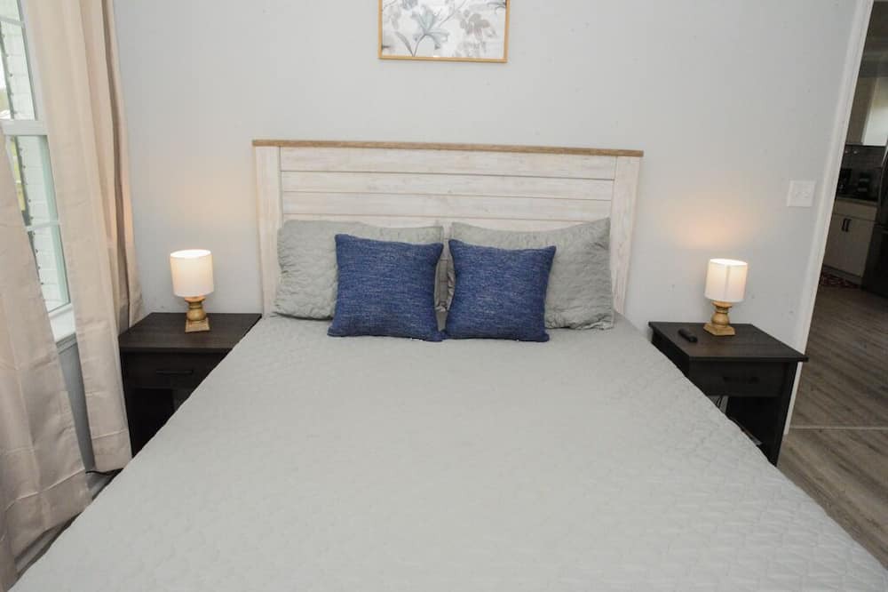 Photo of Bedroom in Grand Bay
