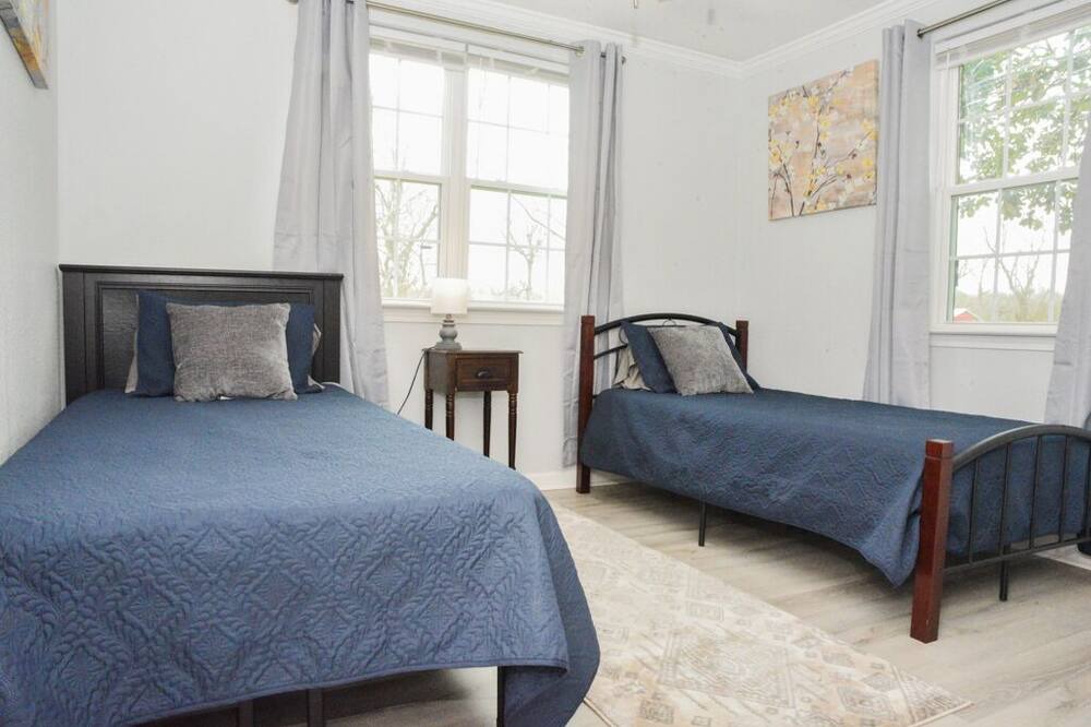 Photo of Bedroom in Grand Bay