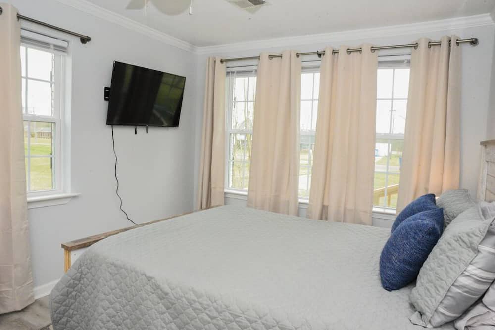 Photo of Bedroom in Grand Bay