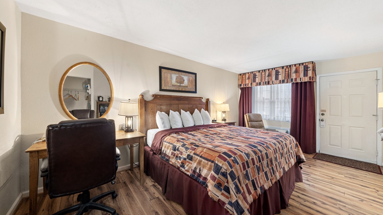 Photo of Bedroom in Maggie Valley