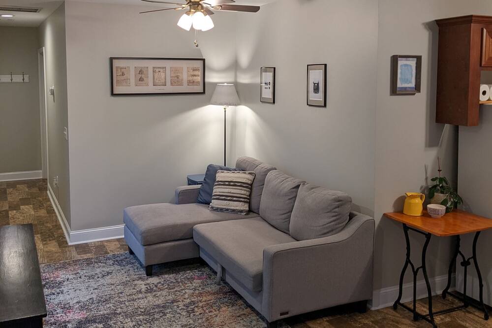 Photo of Livingroom in Eden