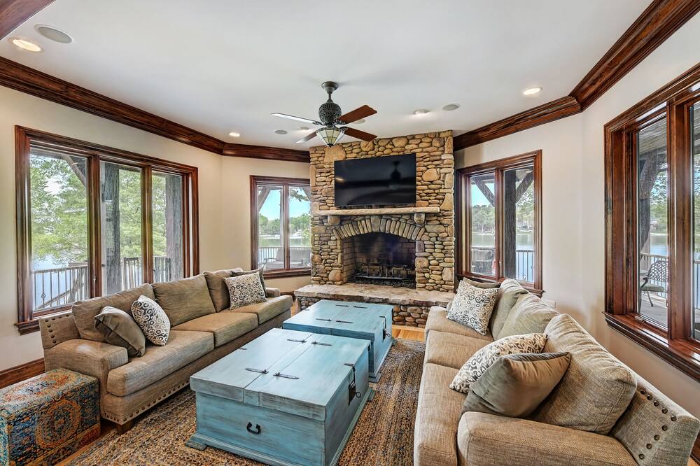 Photo of Bedroom in Mayhew