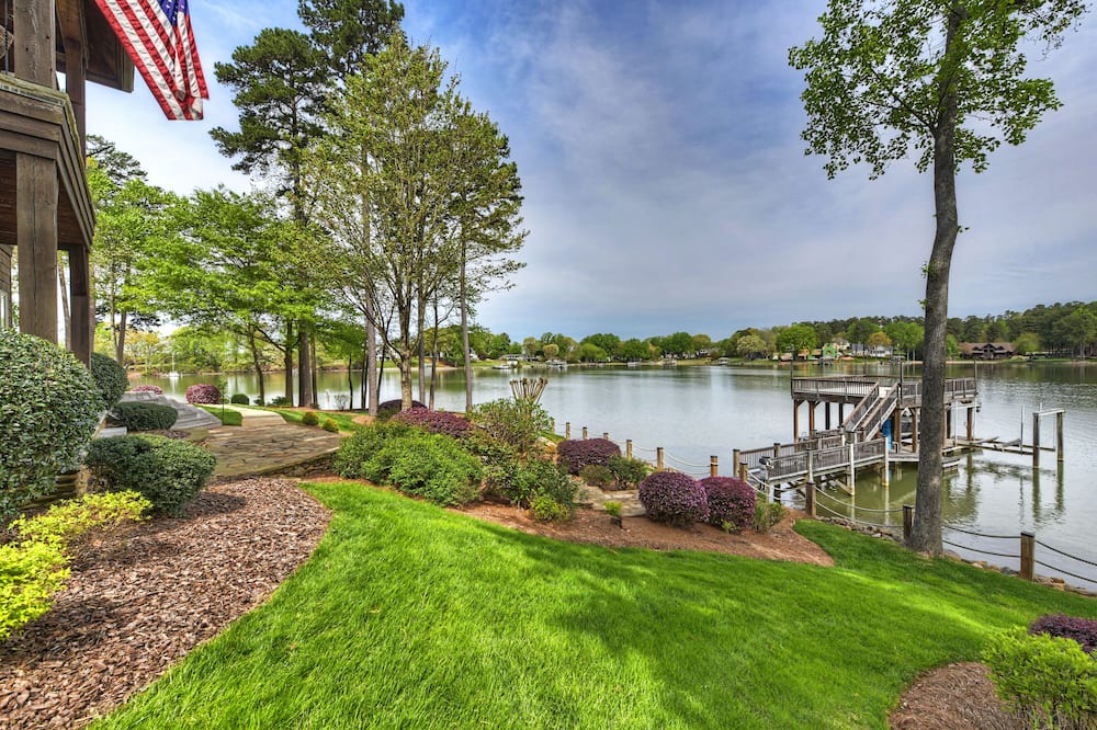 Photo of Outdoor in Mayhew