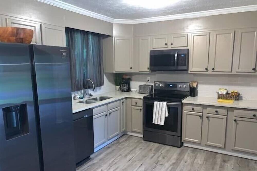 Photo of Kitchen in Rex