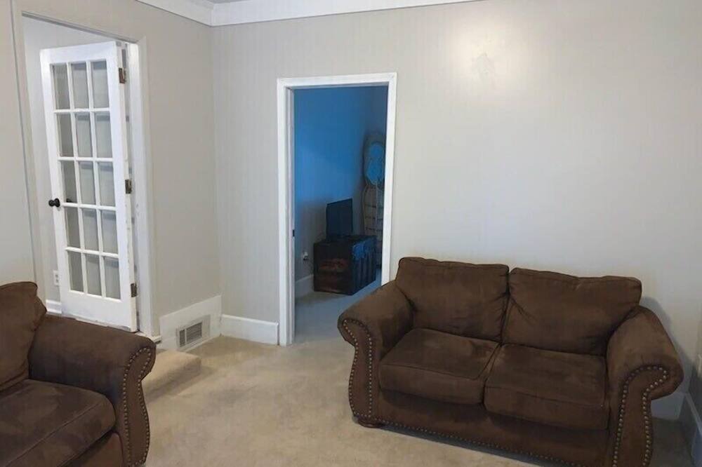 Photo of Livingroom in Rex