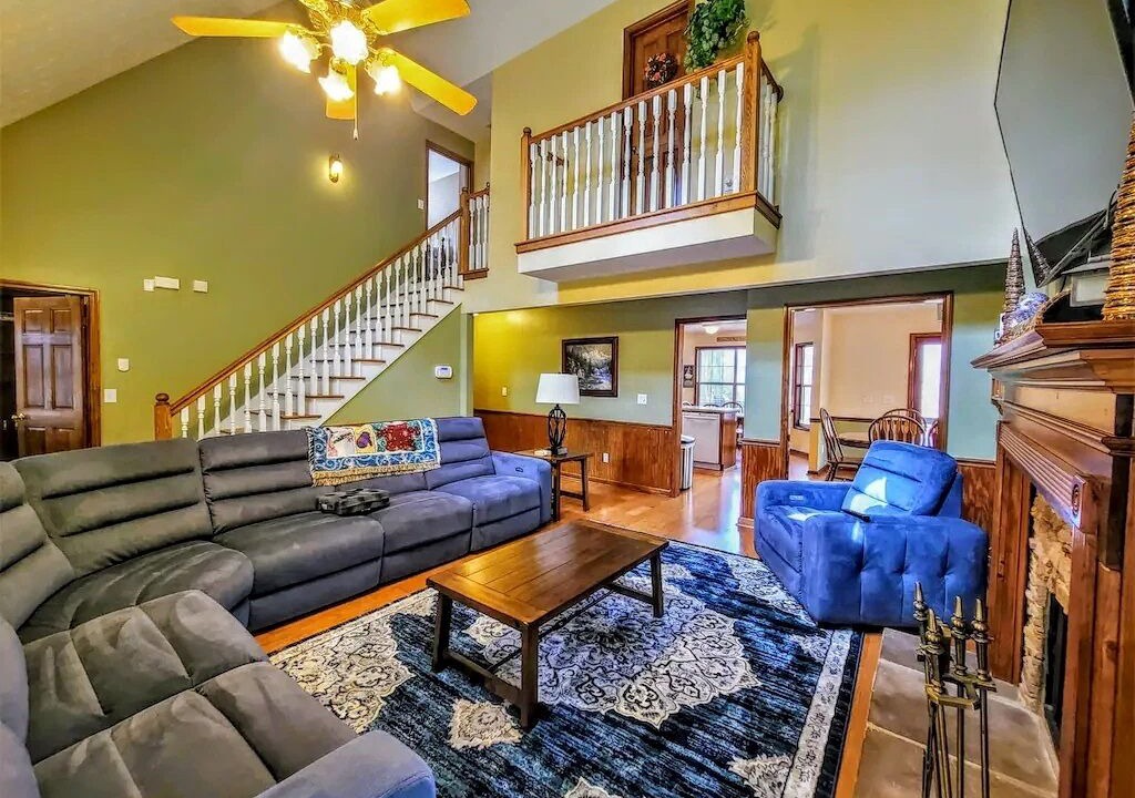 Photo of Livingroom in Monticello