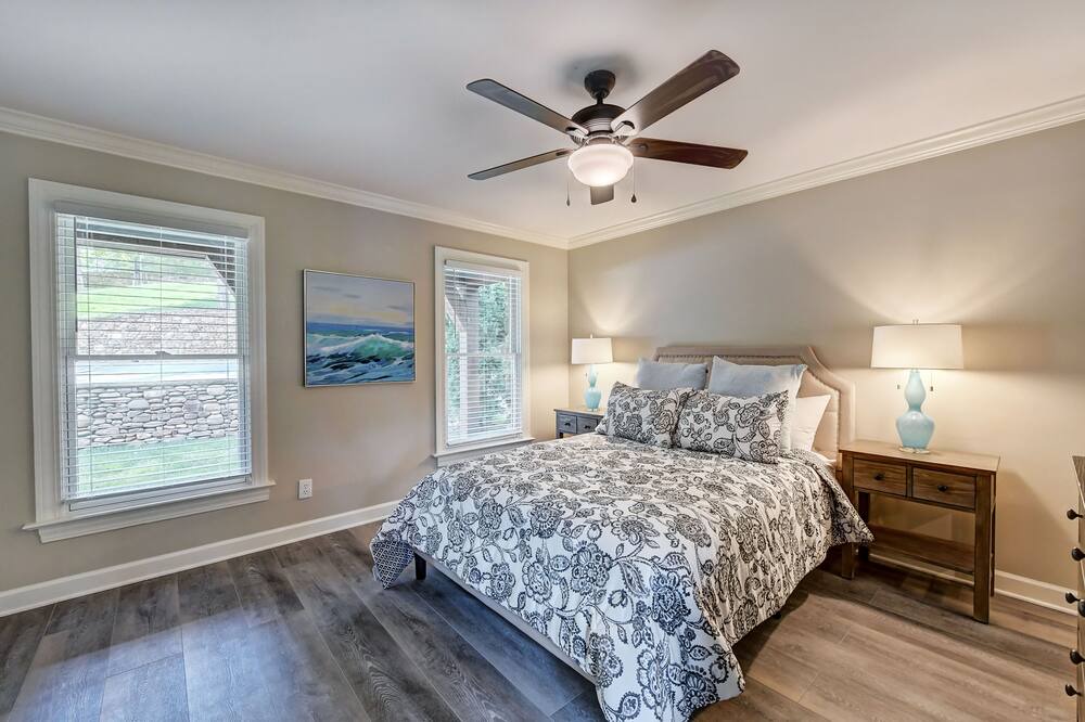 Photo of Bedroom in Mayhew