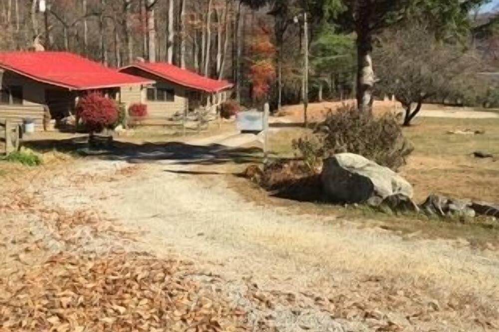 Photo of Outdoor in Valley Creek Run