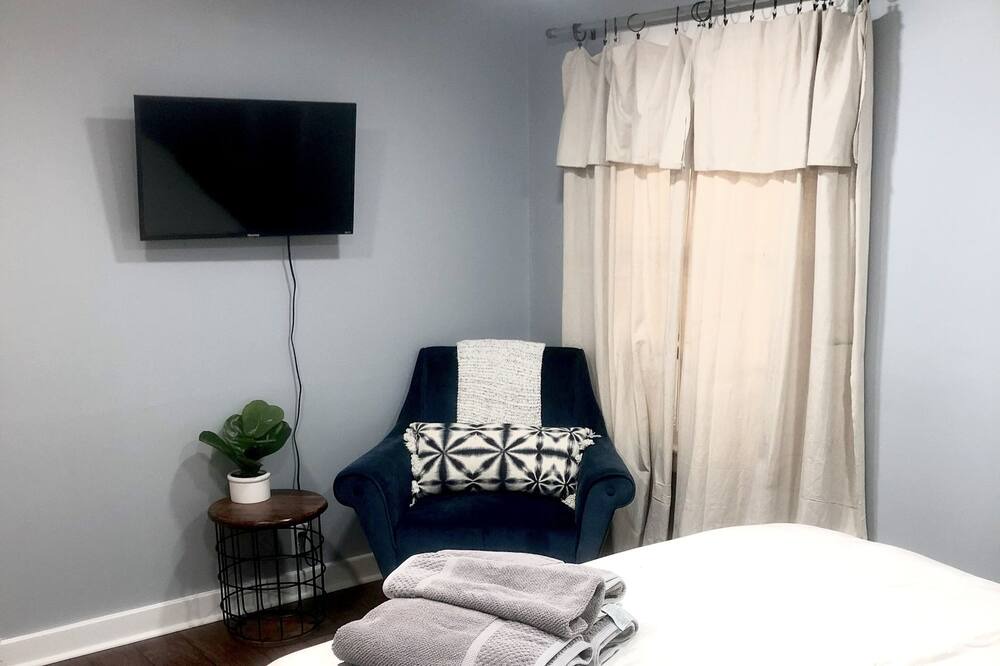 Photo of Bedroom in West Ashley