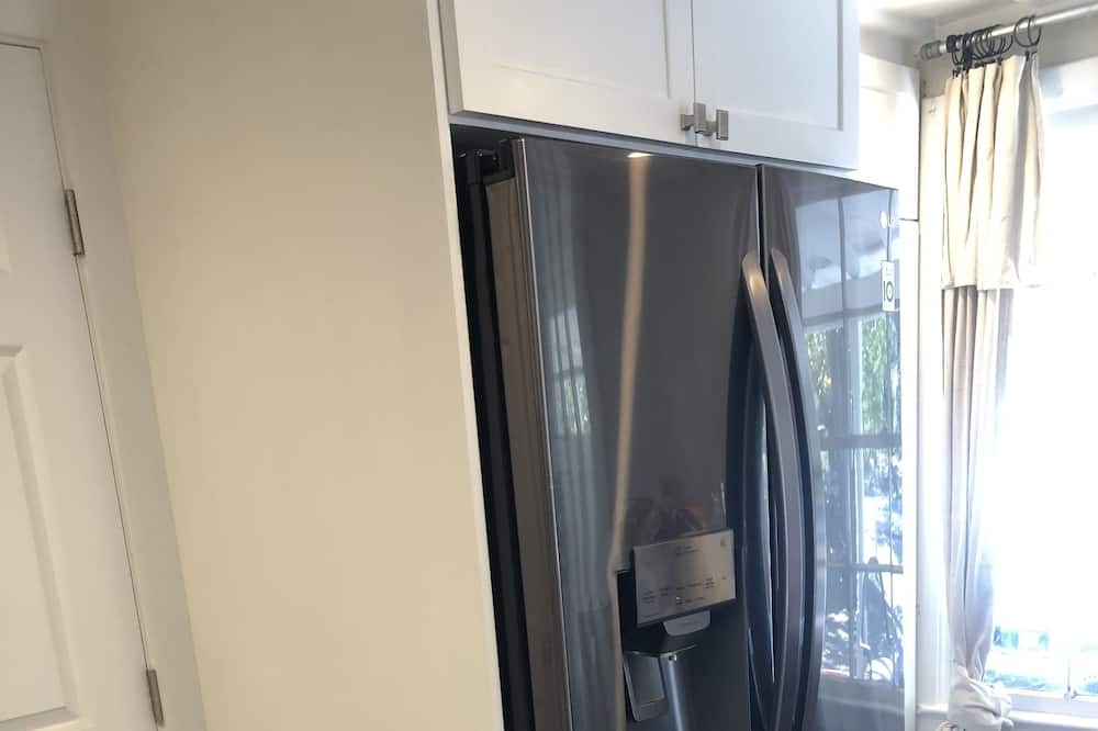 Photo of Bedroom in West Ashley