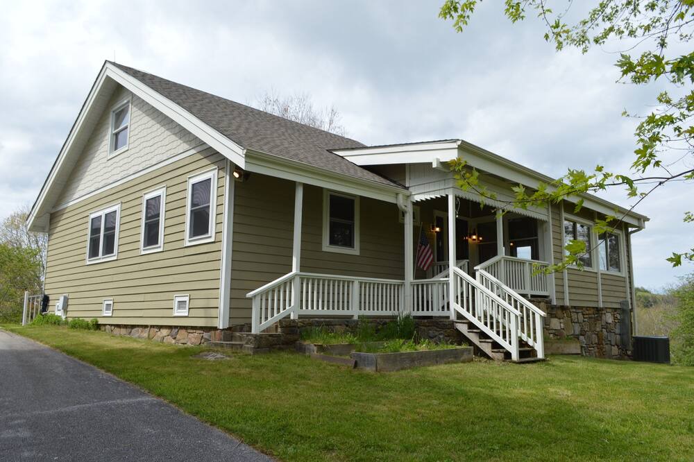 Photo of Outdoor in Glenville