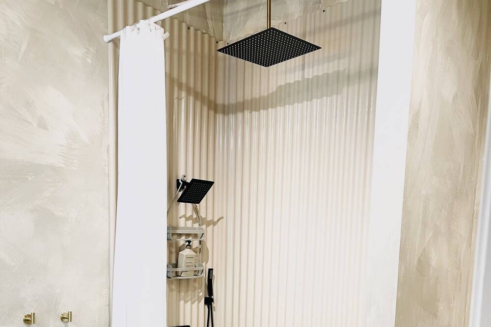 Photo of Bathroom in East Point