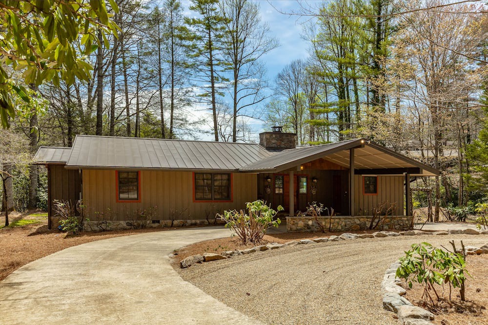 Photo of Others in Lake Toxaway