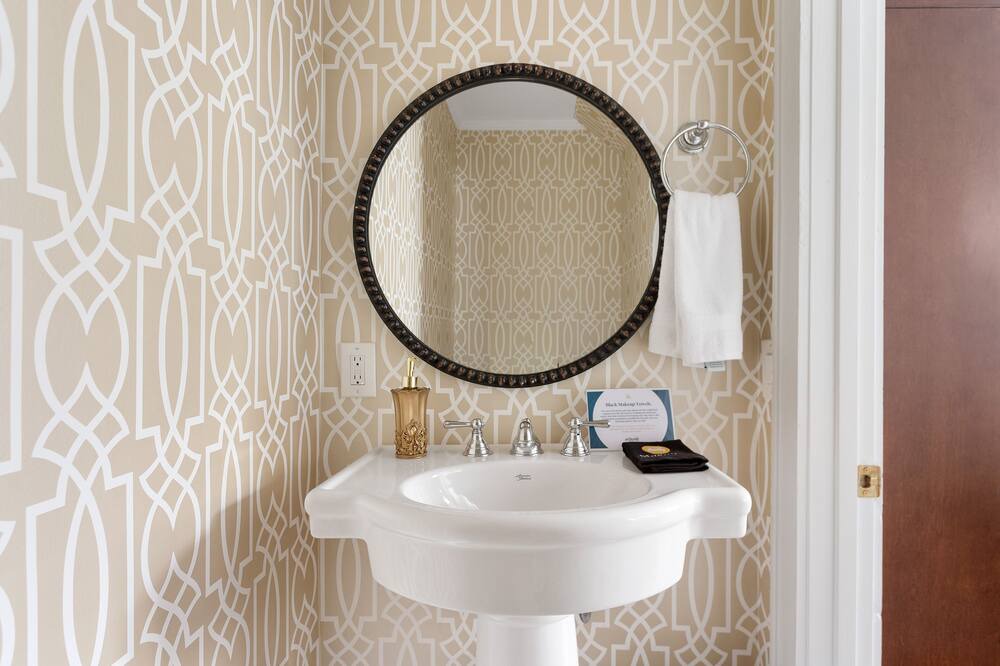 Photo of Bathroom in Downtown Charleston