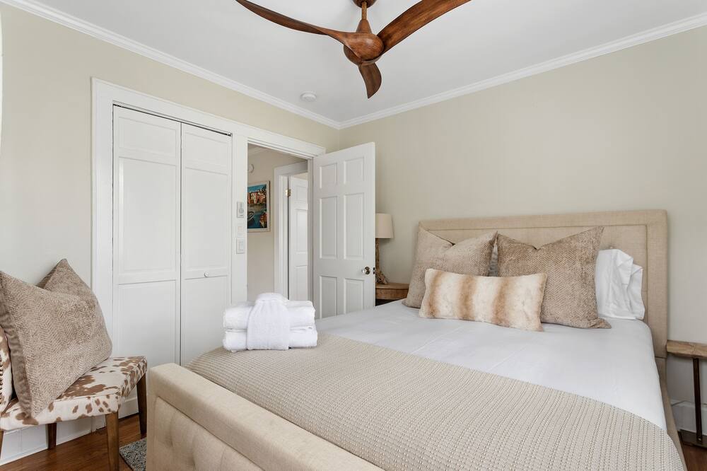 Photo of Bedroom in Downtown Charleston