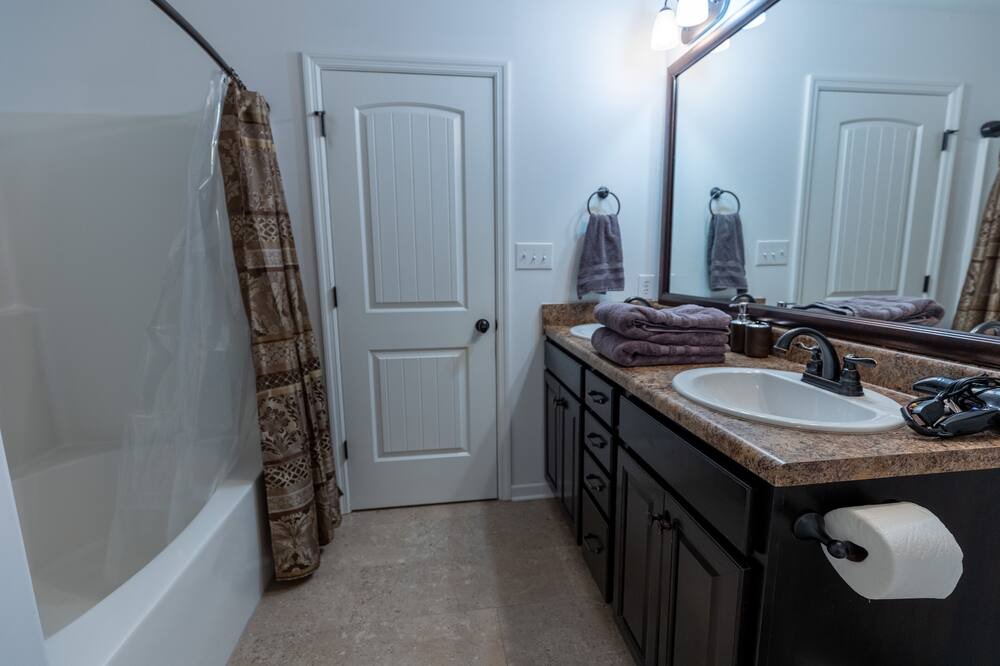 Photo of Bathroom in Harvest