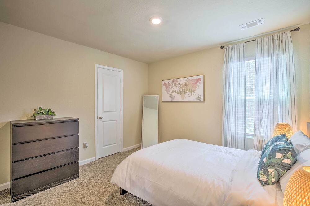 Photo of Bedroom in Villa Rica