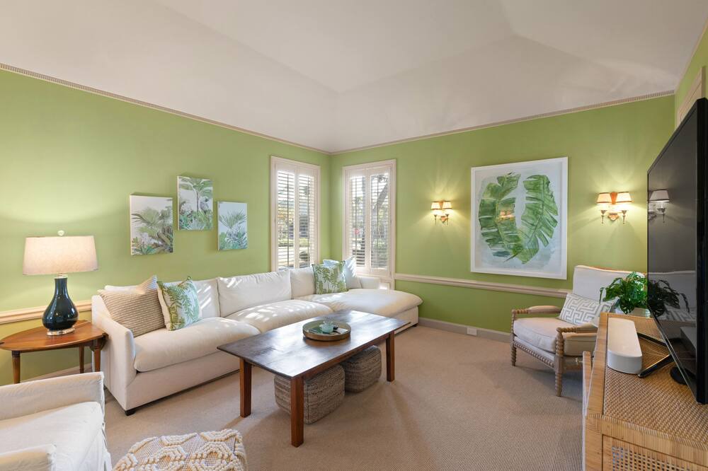 Photo of Bedroom in Sea Island