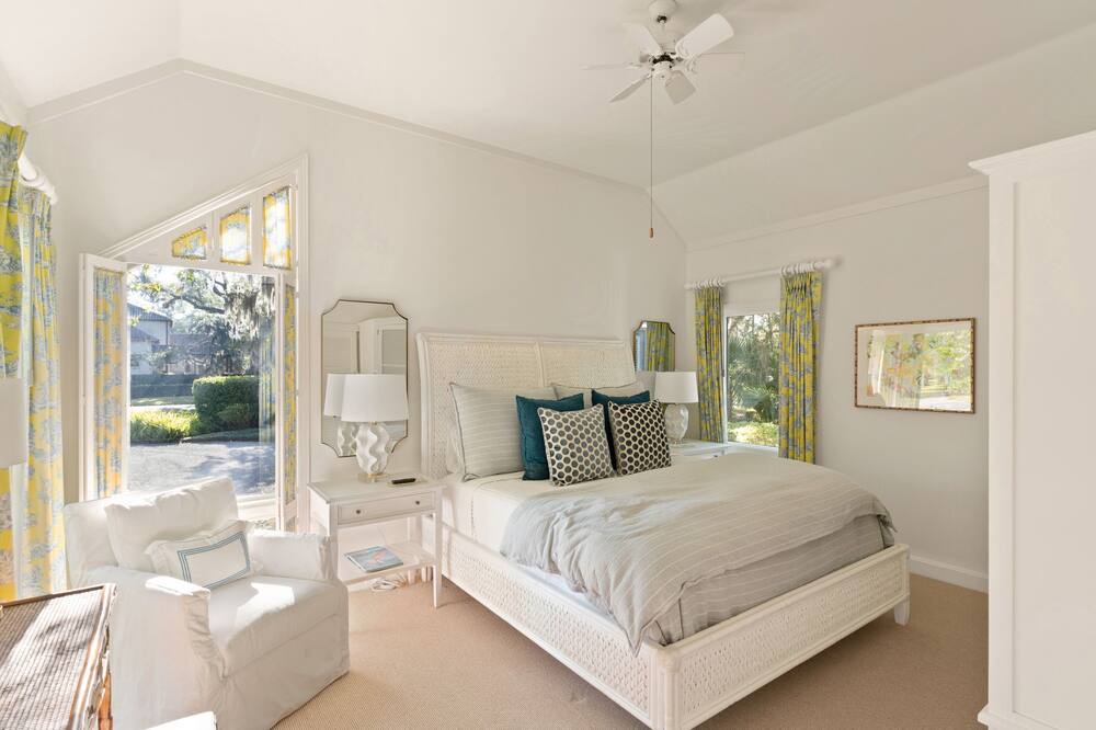 Photo of Others in Sea Island