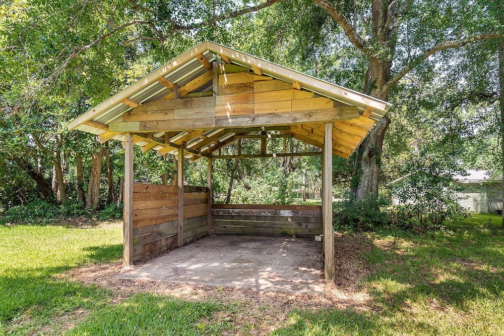 Photo of Outdoor in Grand Bay
