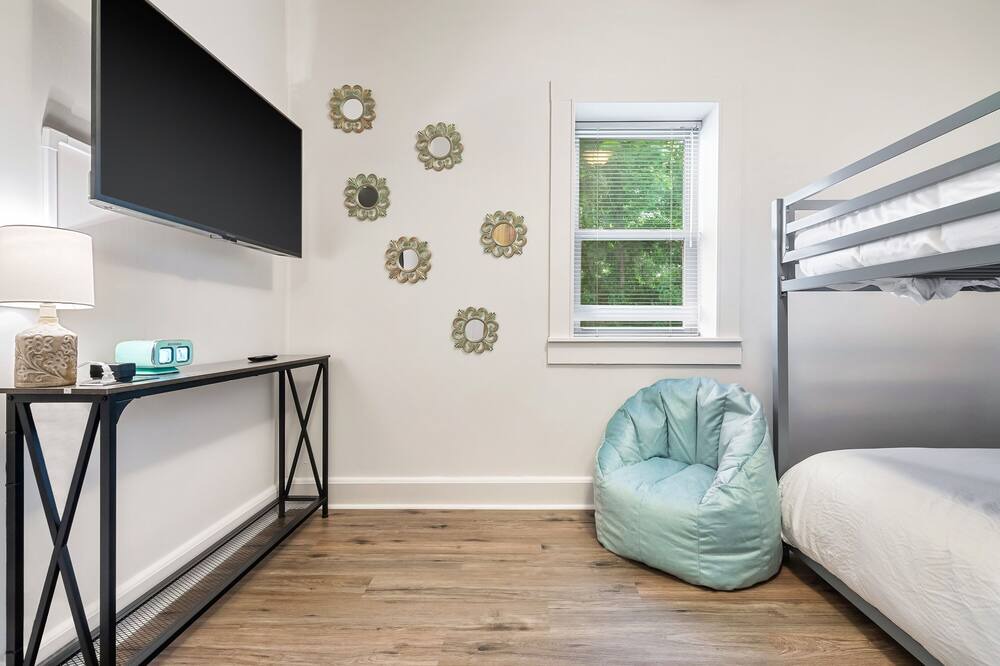 Photo of Bedroom in Dandridge