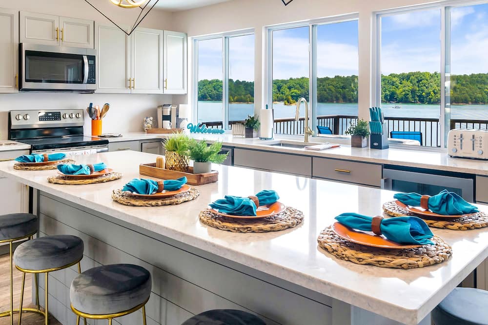 Photo of Kitchen in Dandridge
