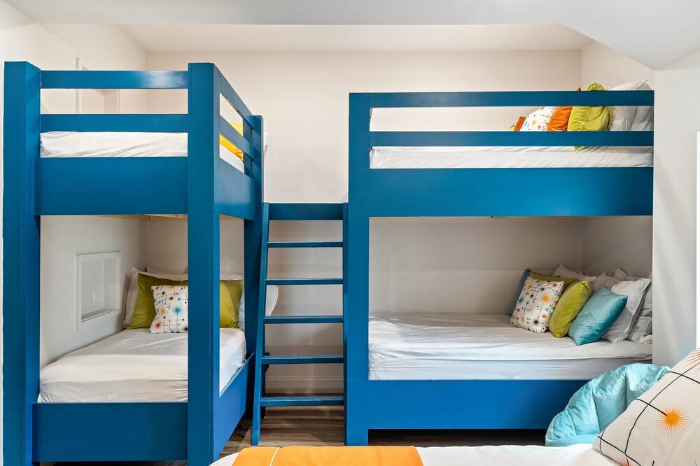 Photo of Bedroom in Dandridge