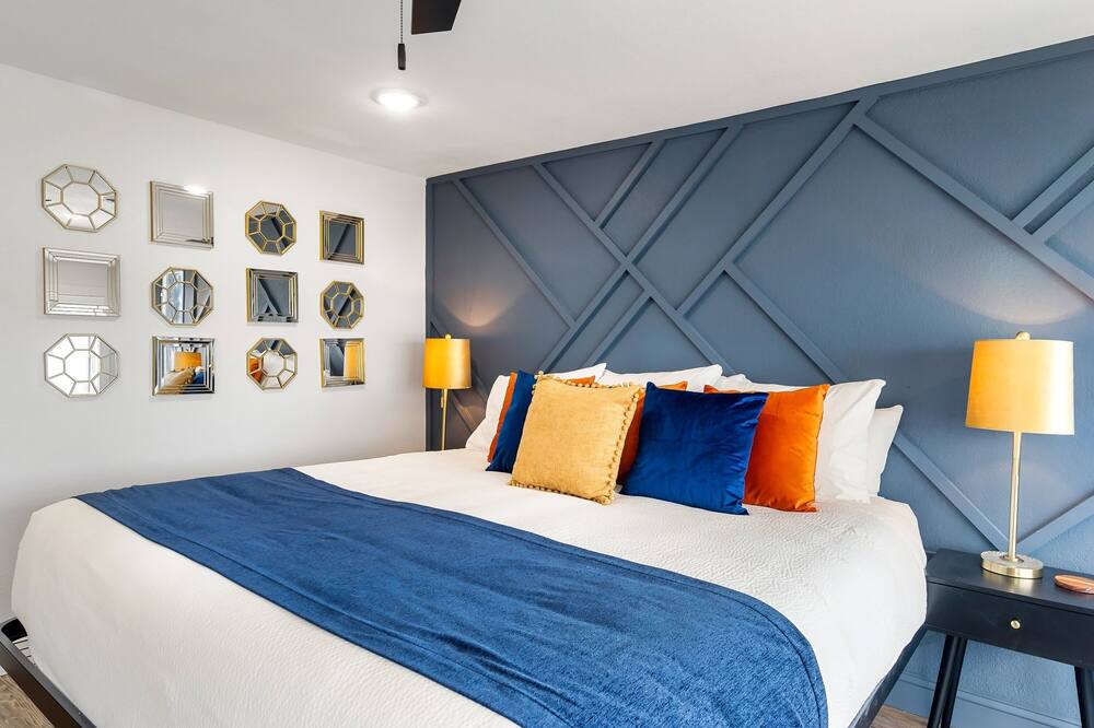 Photo of Bedroom in Dandridge