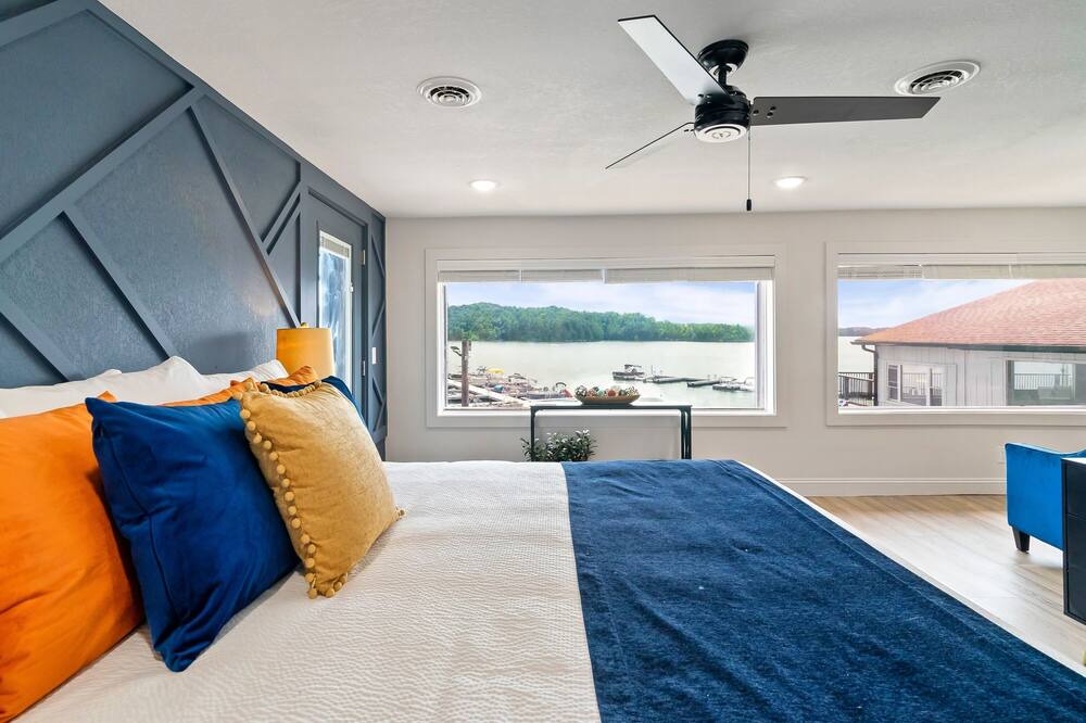 Photo of Bedroom in Dandridge