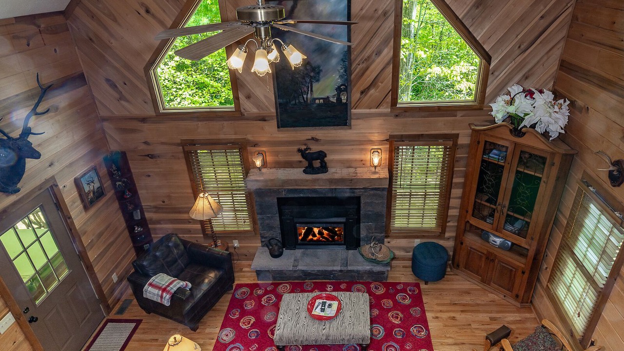 Photo of Livingroom in Lake Toxaway