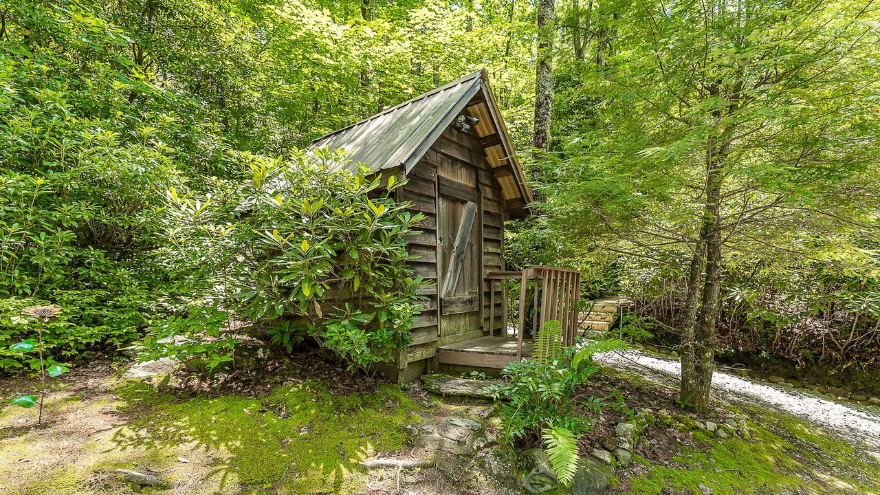Photo of Outdoor in Lake Toxaway